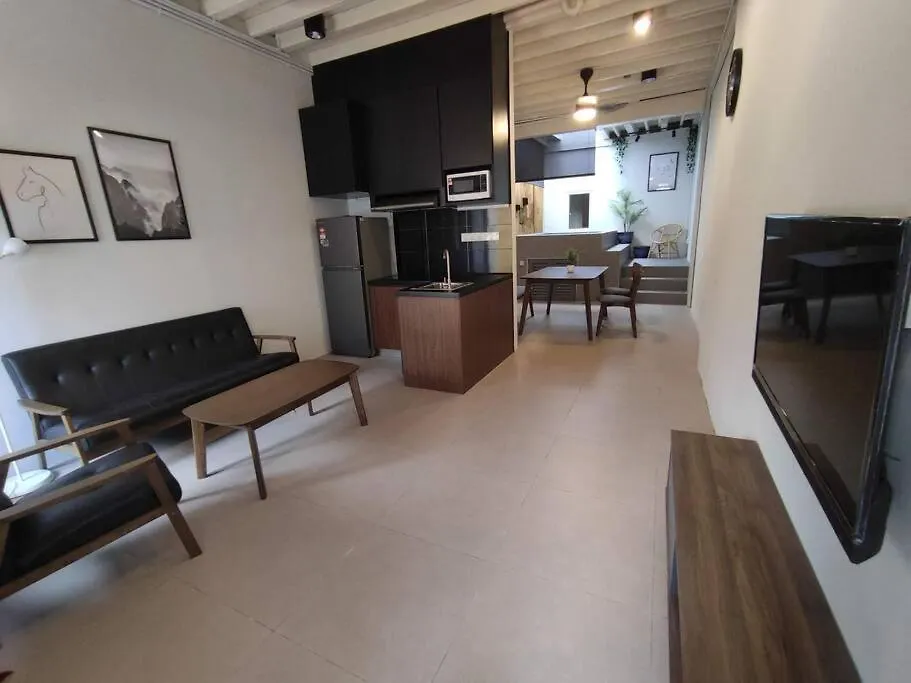 Heritage House 2Br With Dipping Pool In Town Walkto Street Art 47 George Town